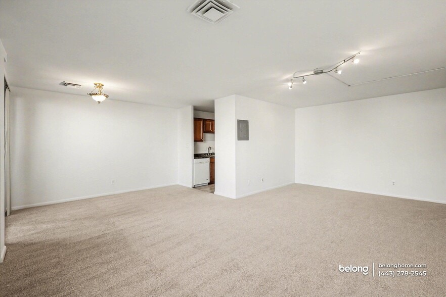 Building Photo - 3450 Toledo Ter