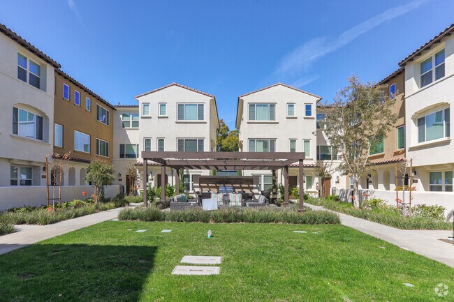 Building View - Portola Walk