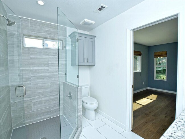 Building Photo - 7310 Inspiration Dr
