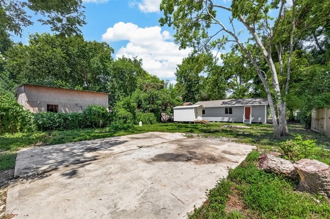 Building Photo - 1089 Conklin St