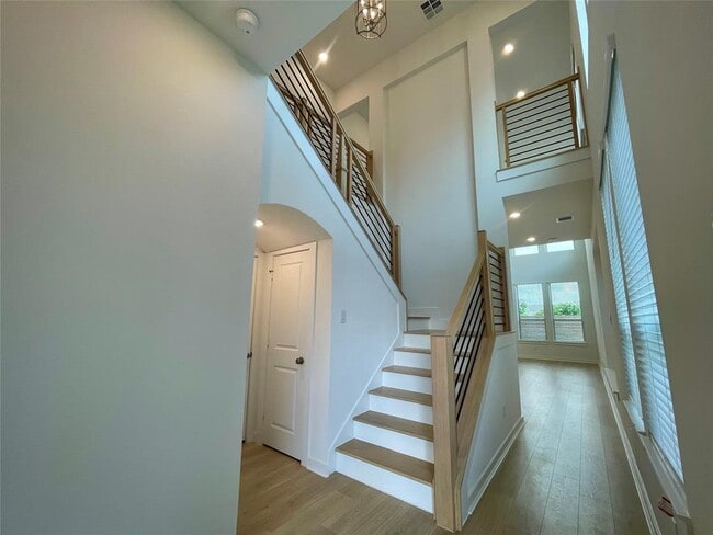 Building Photo - 16518 Amber Patina Ln