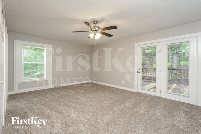 Building Photo - 8832 Belhaven Ct