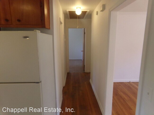 Building Photo - 2 br, 1 bath House - 15711 S. Crater Rd.