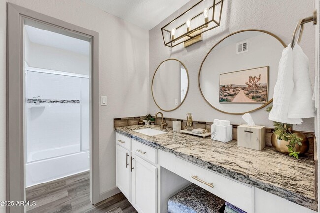 Building Photo - 8787 E Mountain View Rd