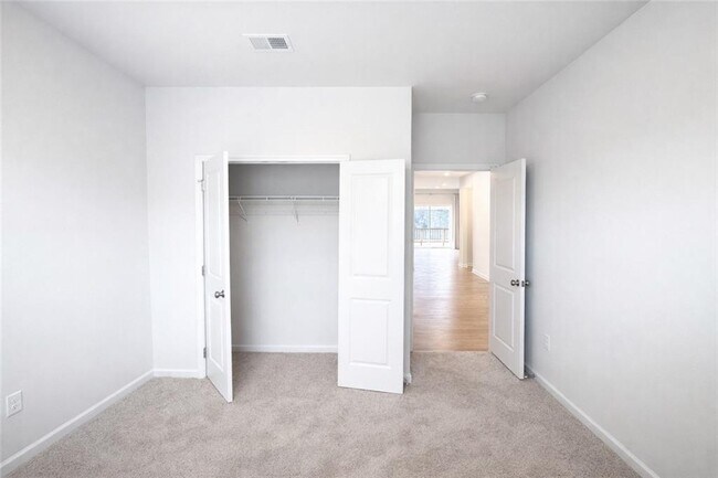 Building Photo - 88 Softwood Ct