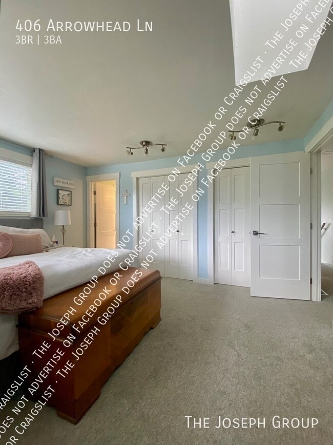 Building Photo - 406 Arrowhead Ln