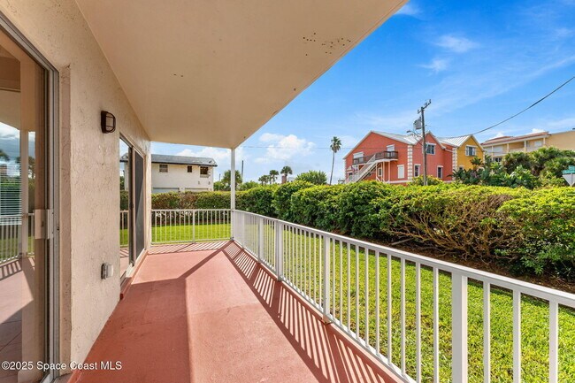 Building Photo - 8000 Ridgewood Ave