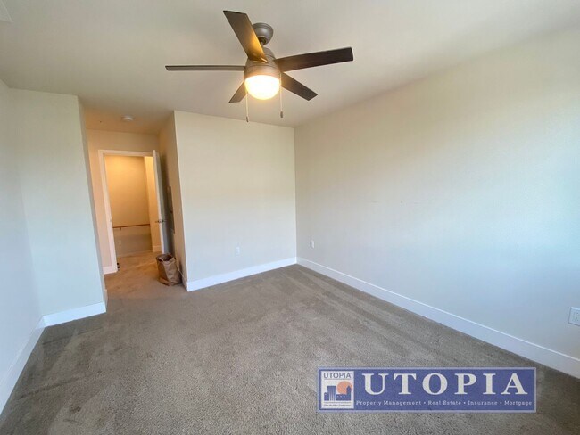 Building Photo - Beautiful 2 Bedroom, 2 Bathroom ground floor unit located in the heart of Seabright