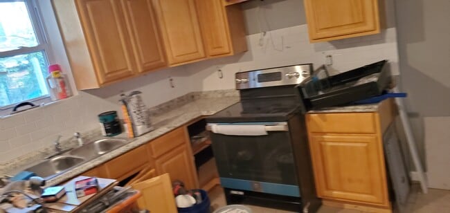 Building Photo - 5424 Sharswood St