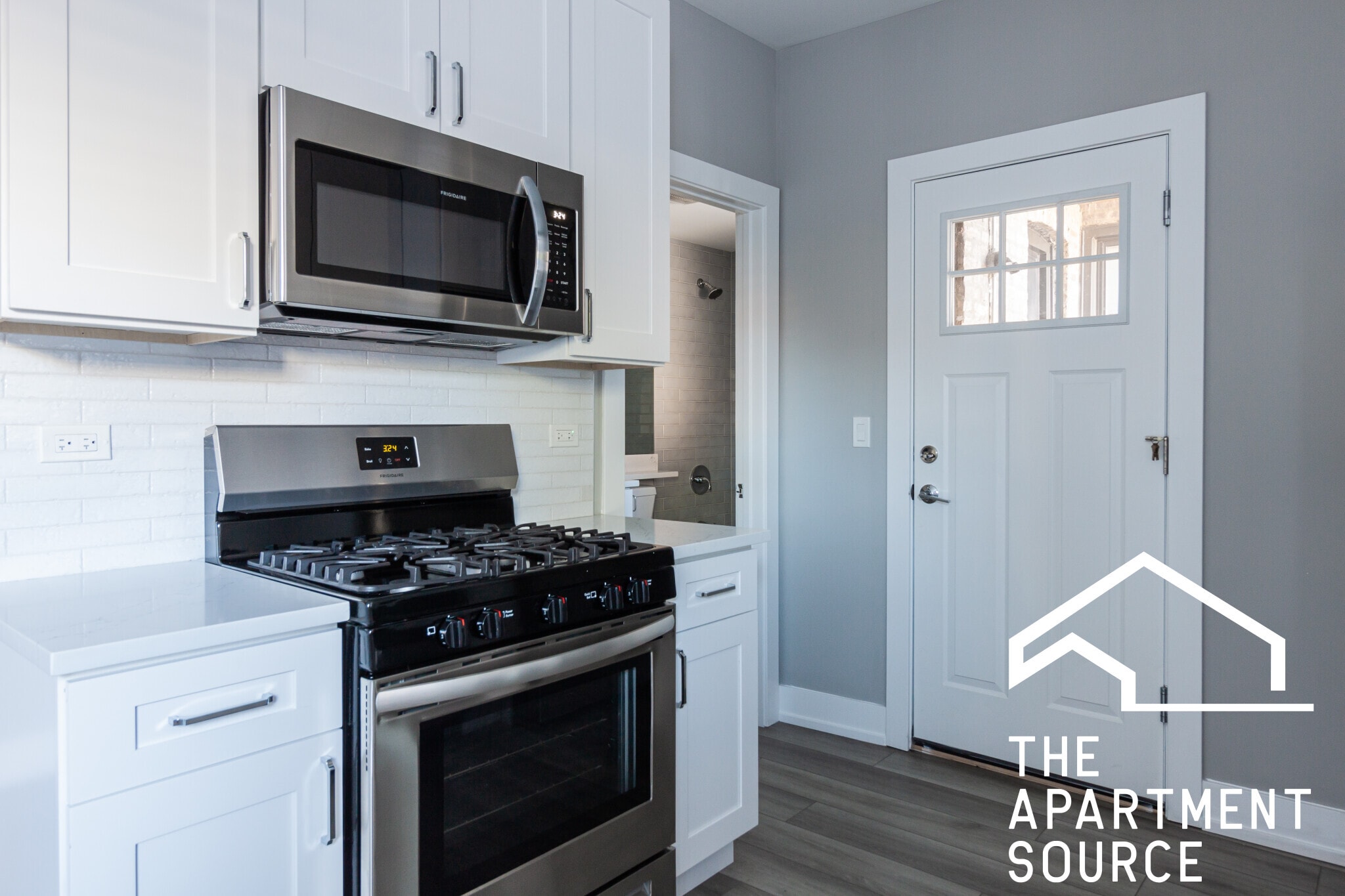 Building Photo - 3939 N Janssen Ave