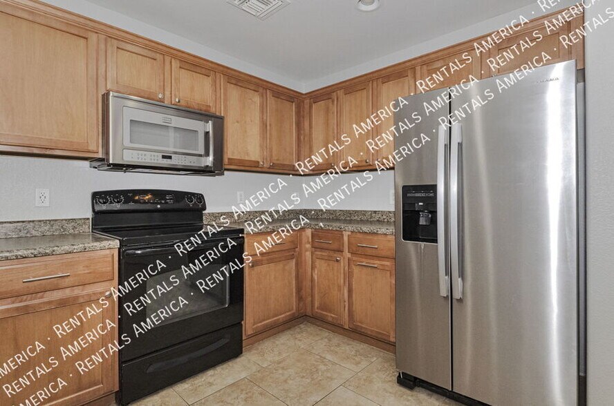 Building Photo - 10552 E Pleasant Pasture Dr
