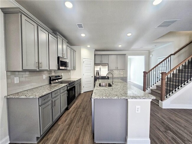 Building Photo - 7327 Rocklin Ln