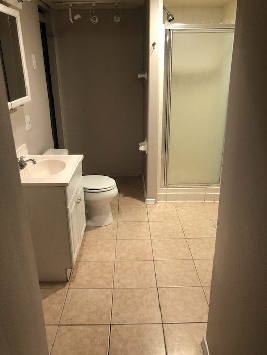 Basement Bathroom/Laundry Room - 196 S 1000 E