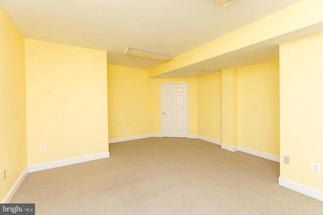 Building Photo - 16843 Harbour Town Dr