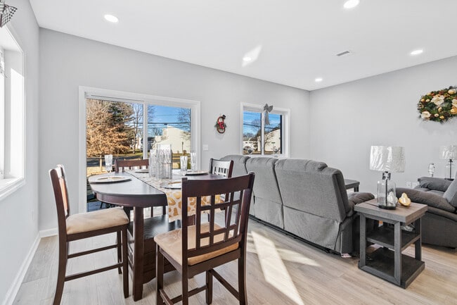 Dining & Family Rm Area - Mirabel Court