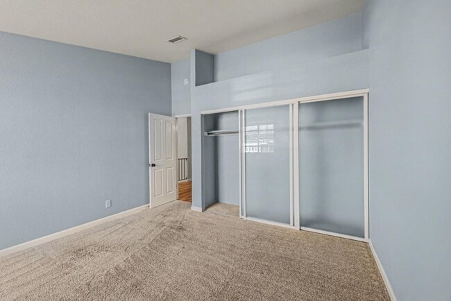 Building Photo - 169 Heron Dr