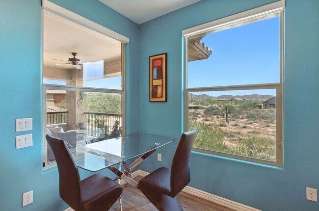 Building Photo - Beautiful condo with mountain views in gated community