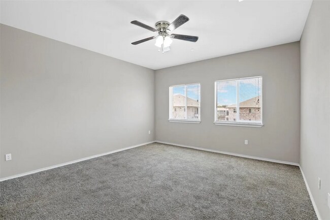 Building Photo - Stylish Living in the Heart of Princeton!