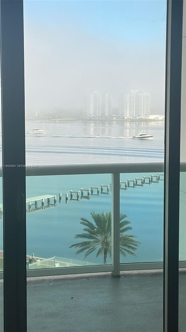 Building Photo - 231 Riverside Dr