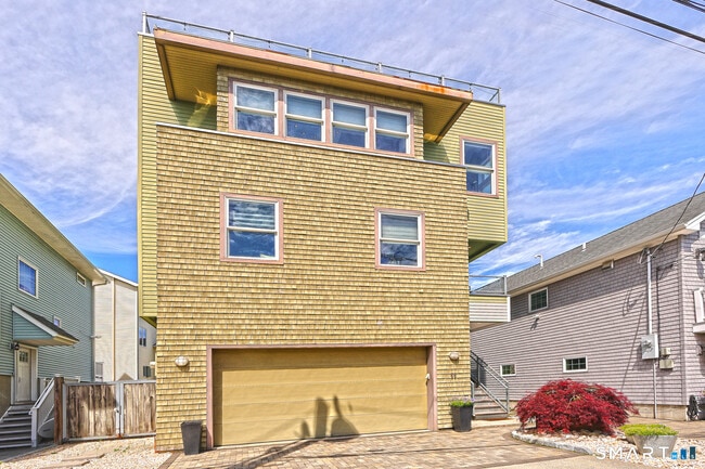 Building Photo - 11 Maddox Ave