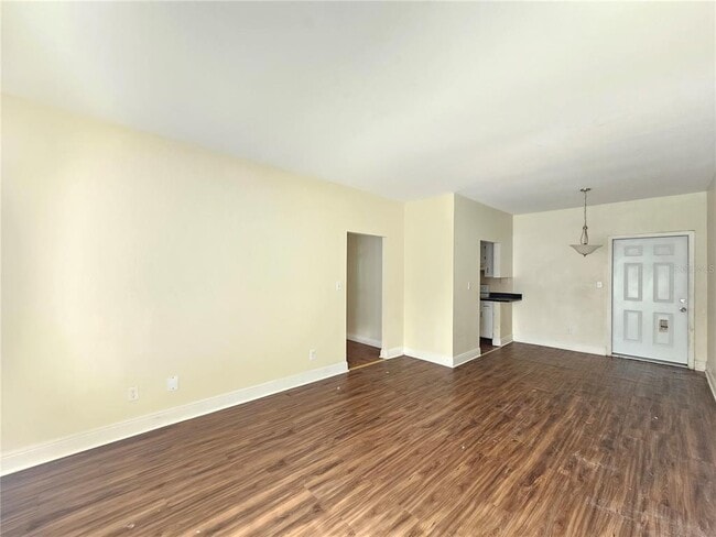 Building Photo - 7611 Paula Dr