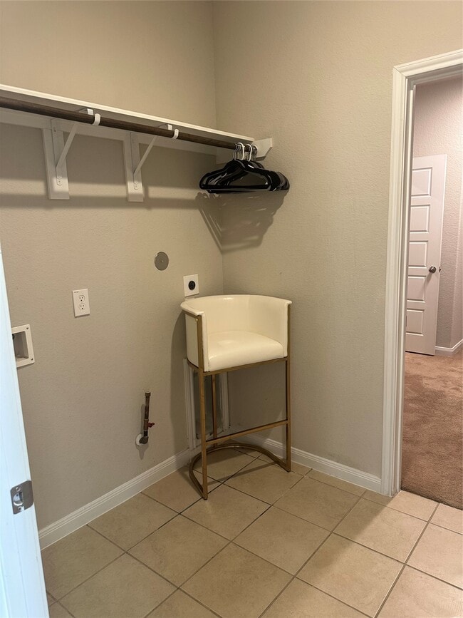 Building Photo - 1617 Darwin Cedar Dr