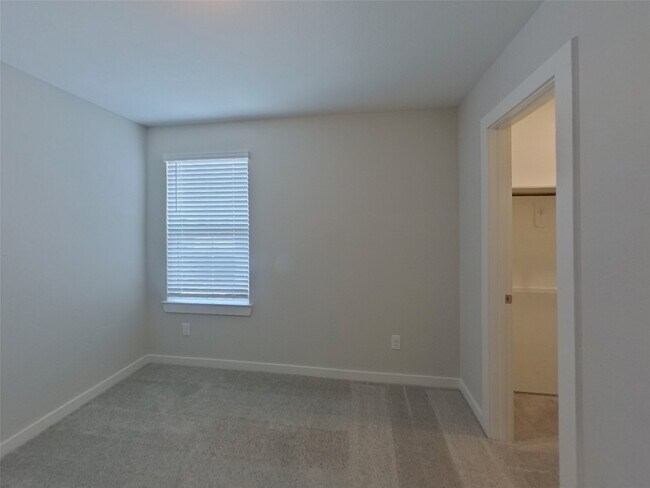 Building Photo - 22808 Terrazzo Dr