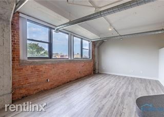 Building Photo - 1 br, 2 bath House - 110 Ottawa St Apt 3C