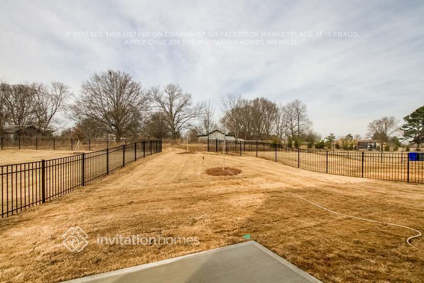 Building Photo - 12645 Heritage Vista Dr