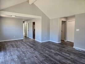 Building Photo - 11315 Calico Dr