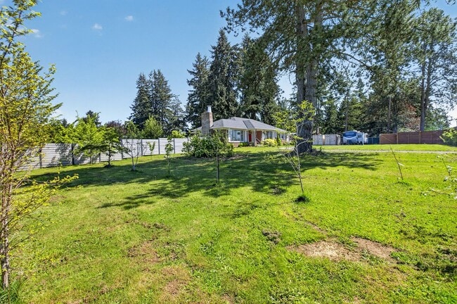Building Photo - Stunning 4 bed + office, 4 bath rental home in Damascus!