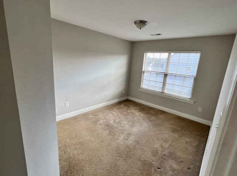 Building Photo - 6812 Hawser Ln