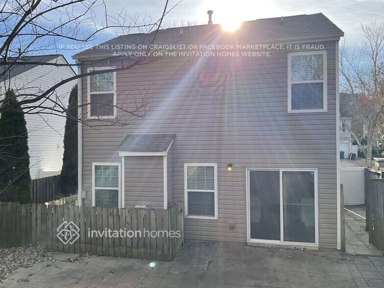 Building Photo - 208 Osmanthus Way