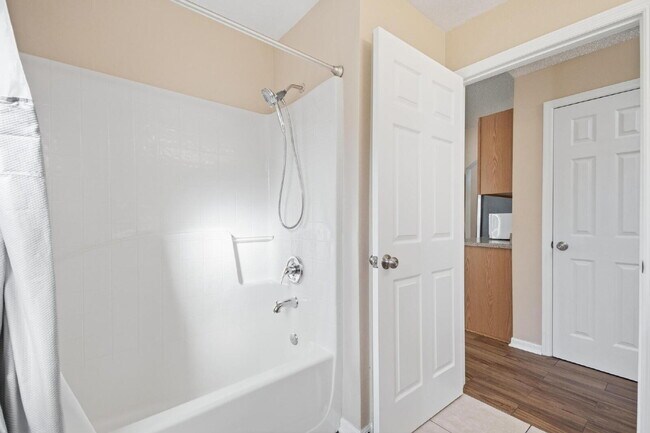 Building Photo - Beautiful 3 Bedroom Home for Rent in Palm Coast!