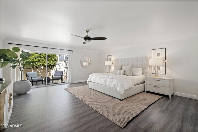Building Photo - 7322 E Sierra Vista Dr