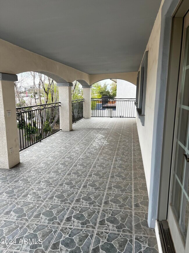 Building Photo - 4643 N 99th Dr
