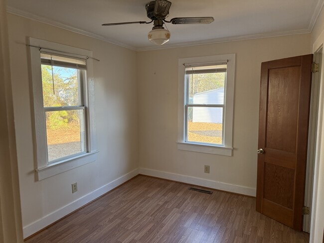 Building Photo - 5758 Hwy 70 W