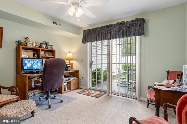 Building Photo - 28504 Sawgrass Ct