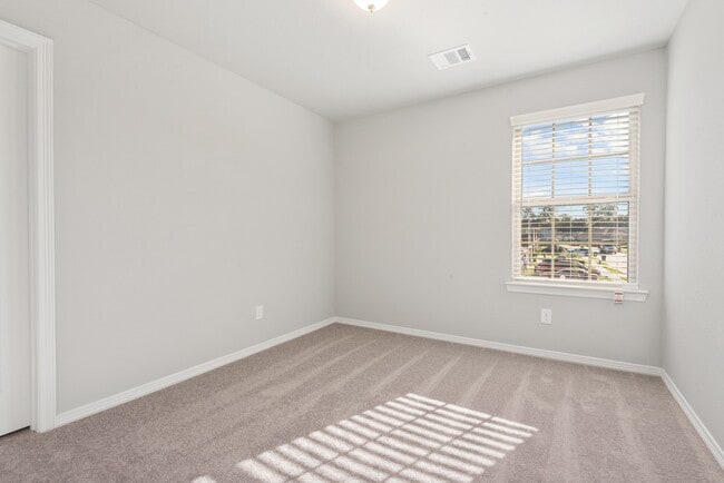 Building Photo - 25834 Northpark Pine Dr