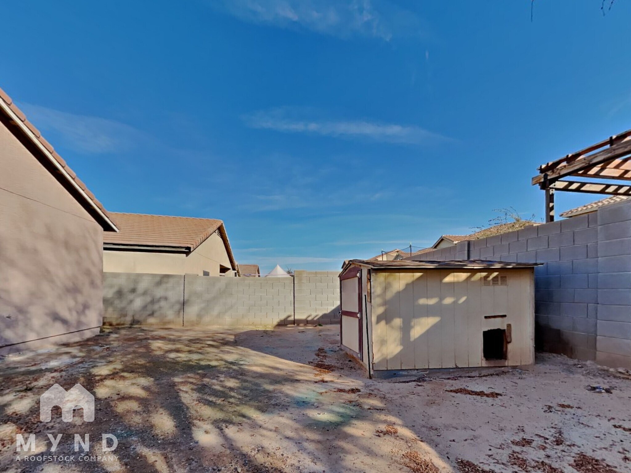 Building Photo - 5651 S 11th Dr