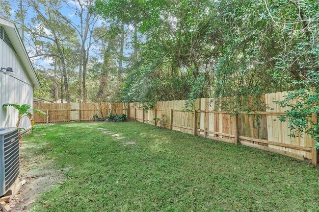 Building Photo - 45 Blue Fox Rd