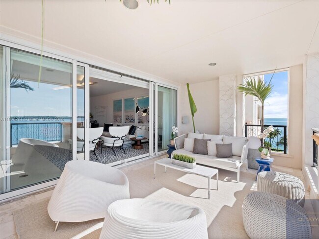 Building Photo - 5142 Fisher Island Dr