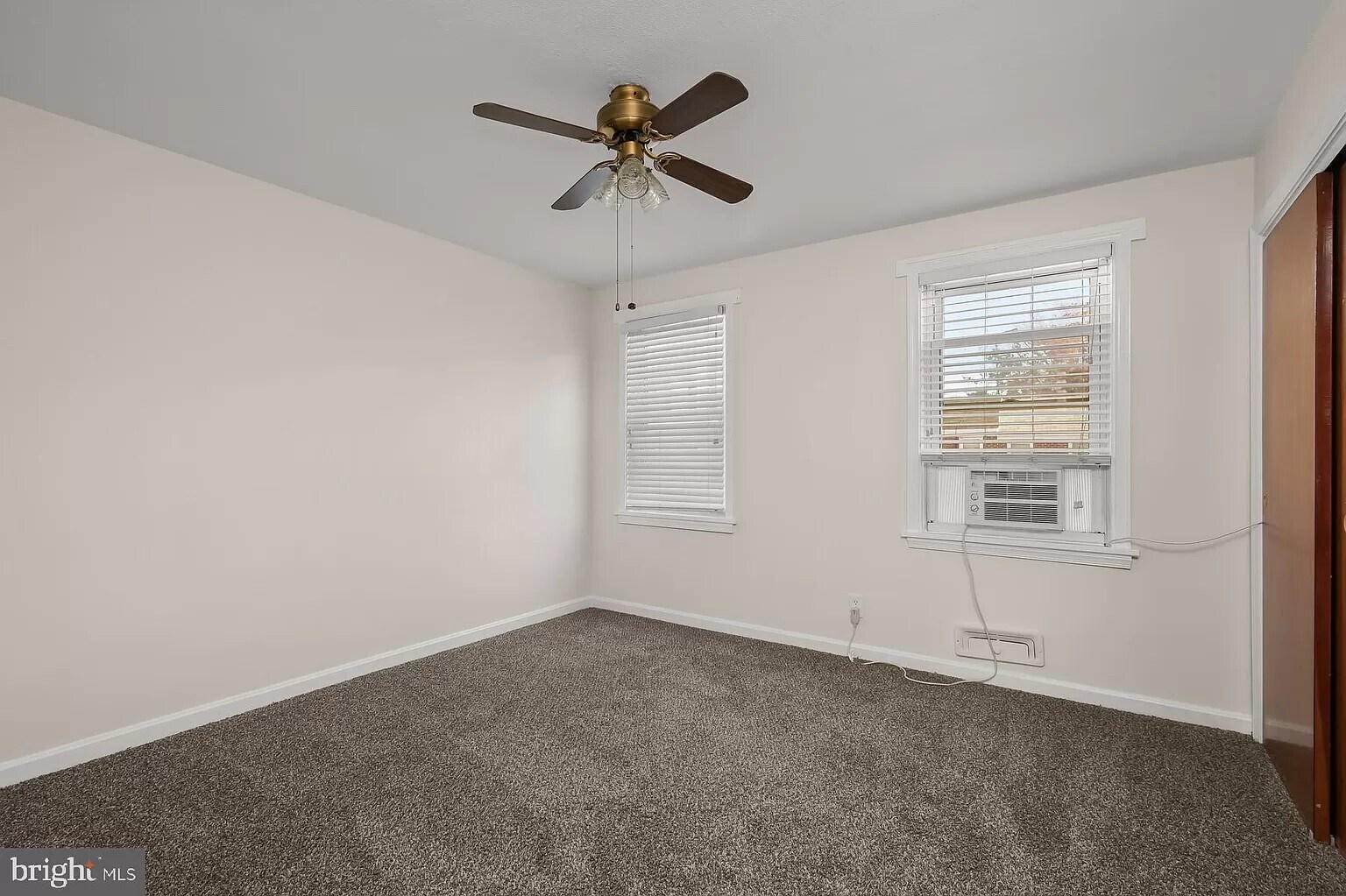 Building Photo - 708 Umbra St