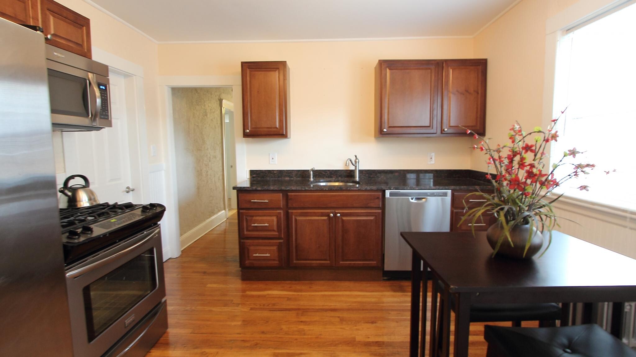 Building Photo - 62 Litchfield St