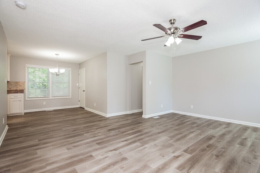 Building Photo - 1415 Anderson St