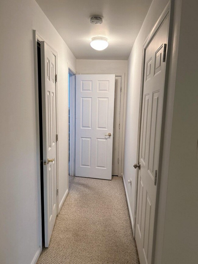 Building Photo - 3 BD Townhouse in Brightwood Forest (Stafford, VA)