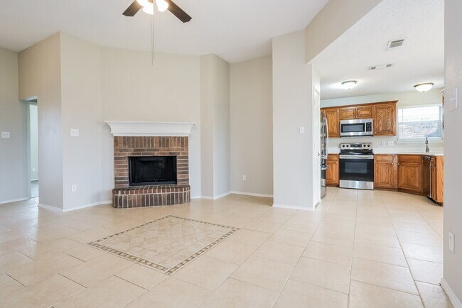 Building Photo - 7110 Myna Dr