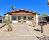 Building Photo - 1436 E Pierce St