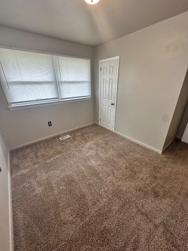 Building Photo - 717 73rd St