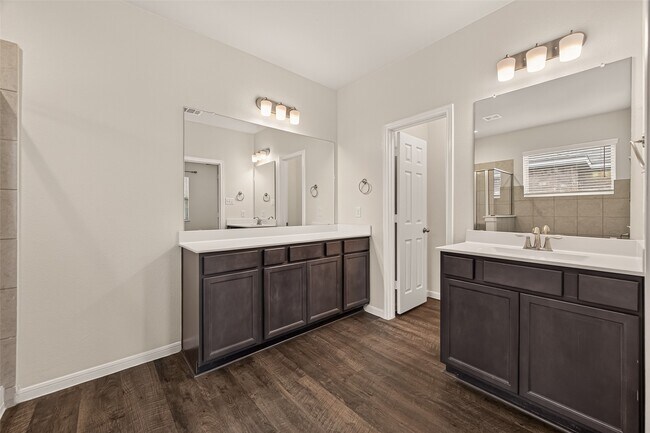 Building Photo - 13129 Leisure Cove Dr
